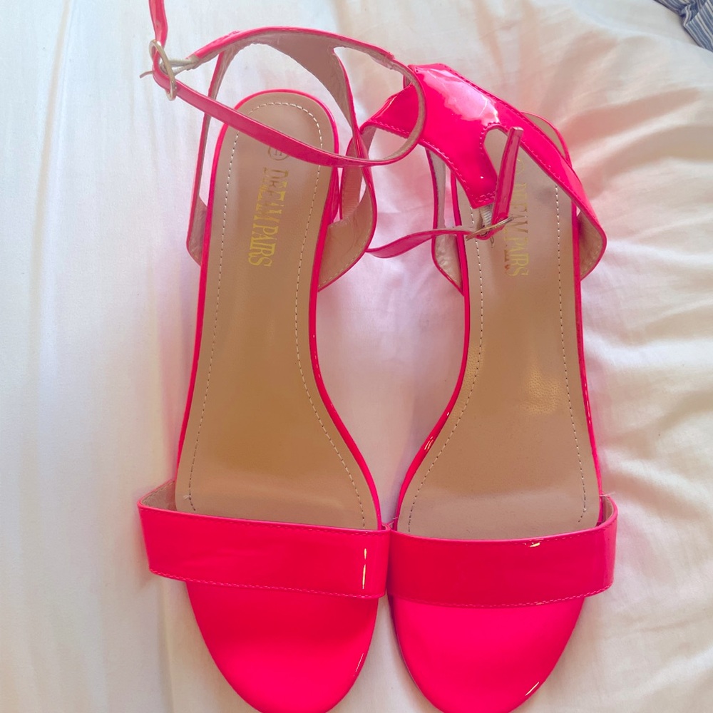 Dream pairs heels